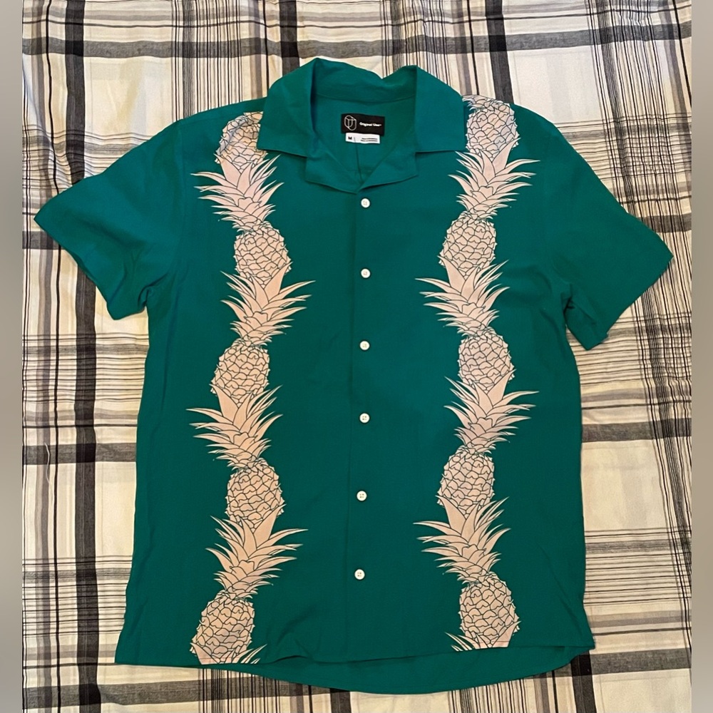 Men’s Original Use Medium Button Down Teal Shirt NWT
